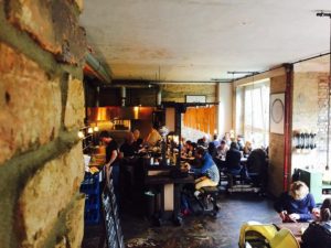 Der Thekenbereich im Cocolo Ramen X-Berg